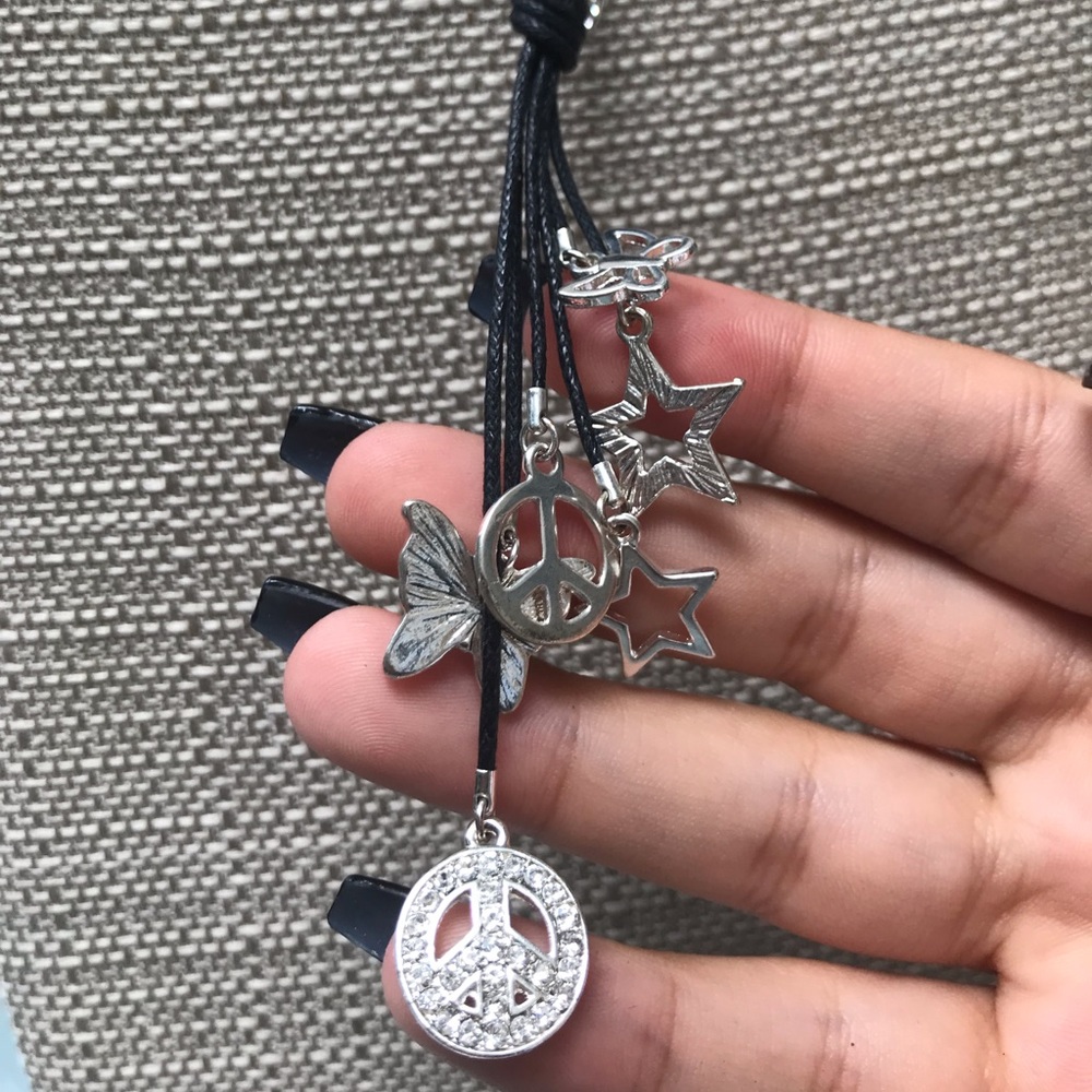 Necklace - Picture 3 of 3